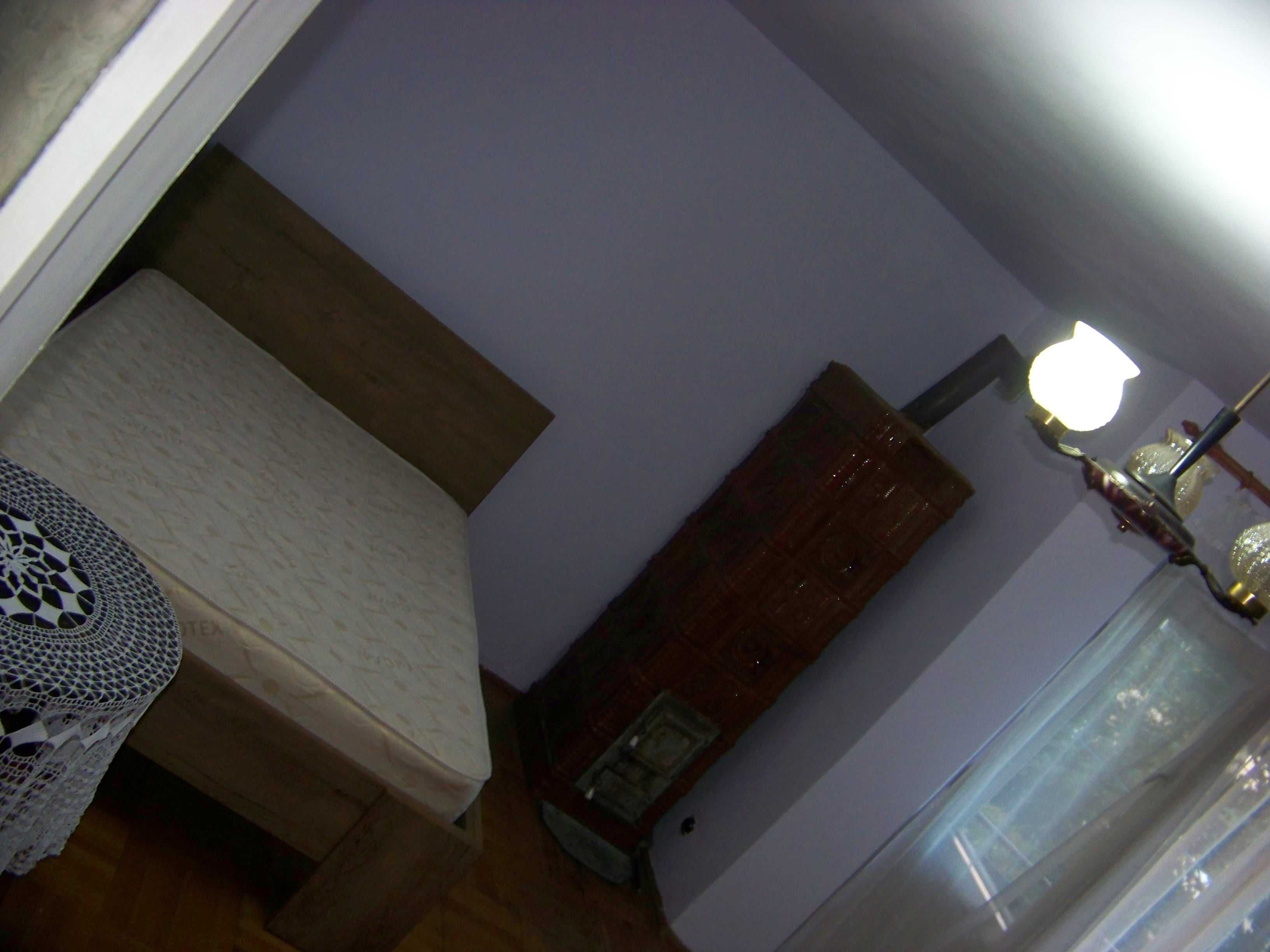 Închiriez apartament 2 camere, oraș Lipova, str. Aurel Vlaicu bloc M