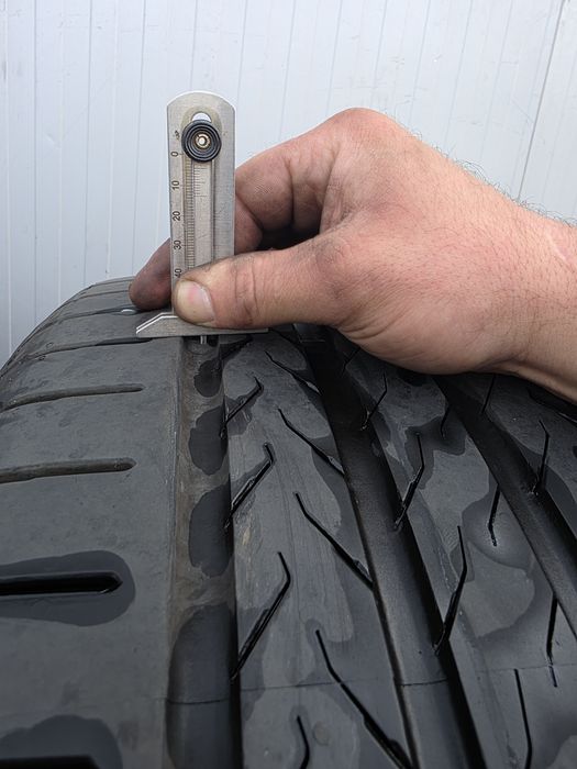 Anvelope Noi vara CONTINENTAL R20