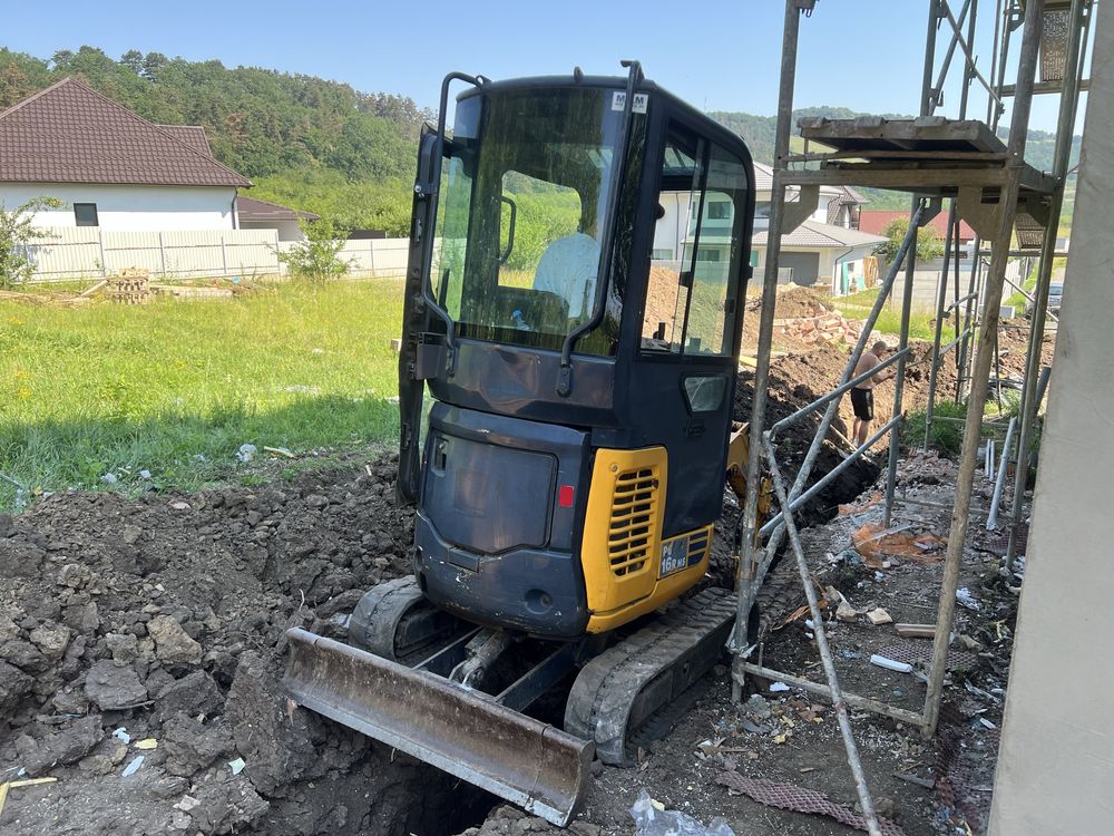 INCHIRIERE MINIEXCAVATOR SI DUMPER,sapaturi,santuri,fose,canalizare..