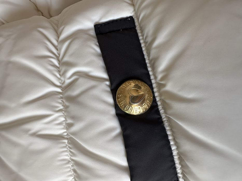 Детско зимно яке Moschino бяло