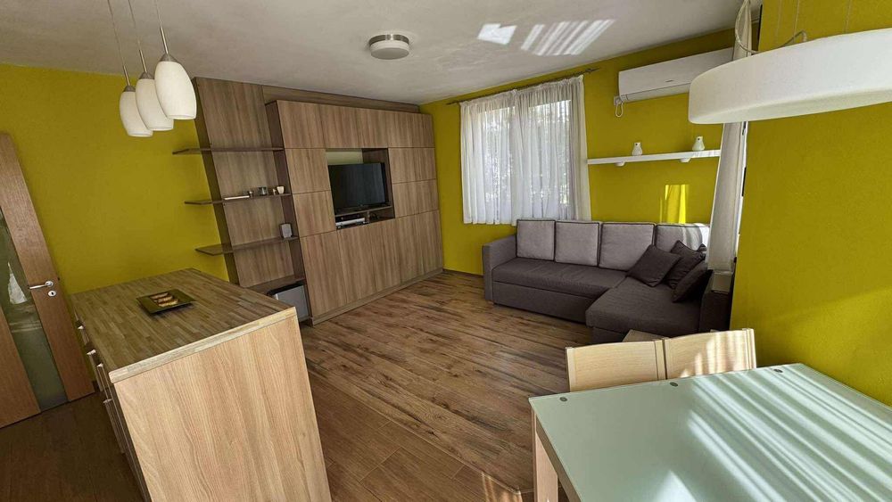 Двустаен апартамент, под наем, м-т Св. Никола