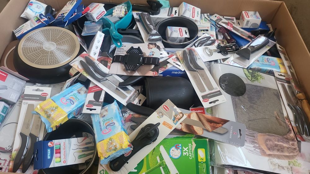 Vând paleți marfa mix import  Gemania