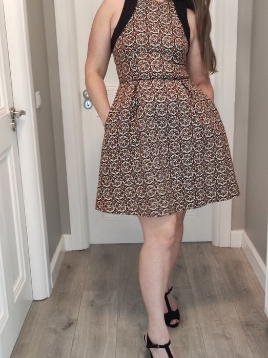 Rochita practica si f comoda.