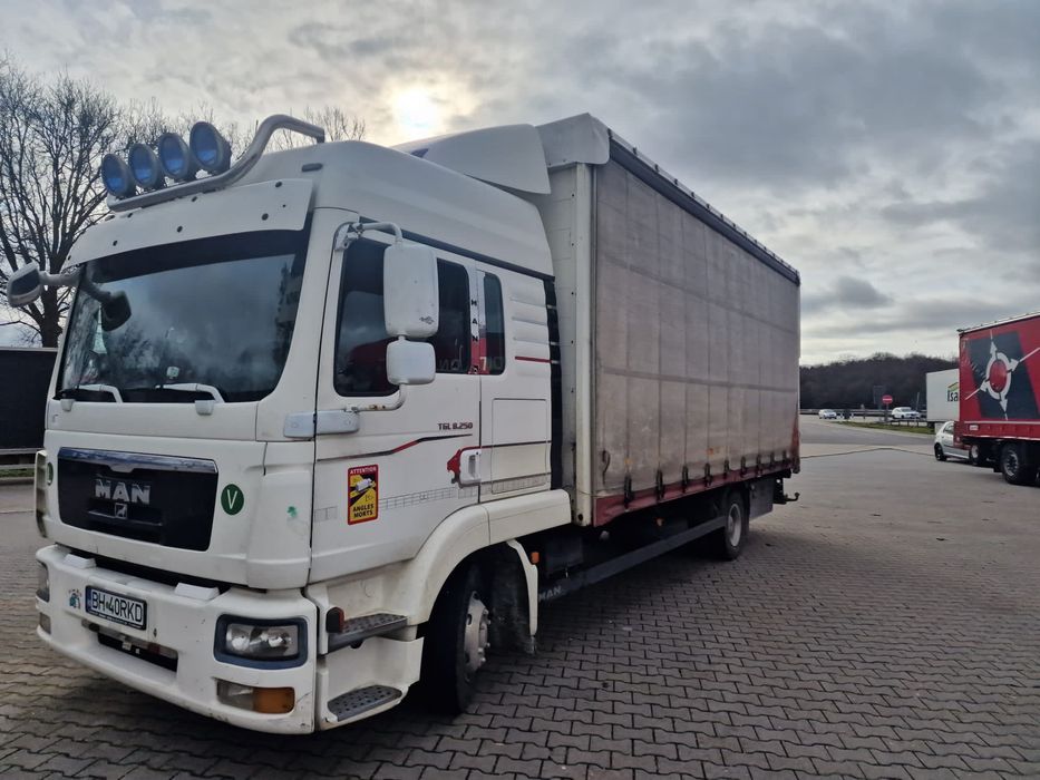 Camiaone 7,5t Man TGL 8.250 Mercedes Atego