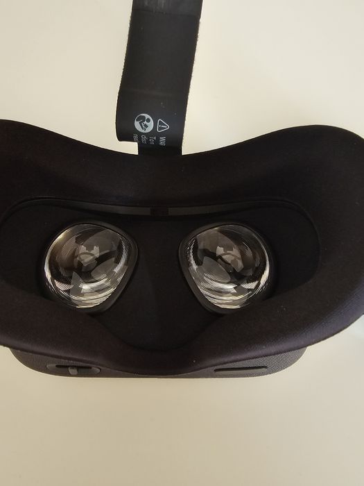 VR  очила Oculus Meta Quest