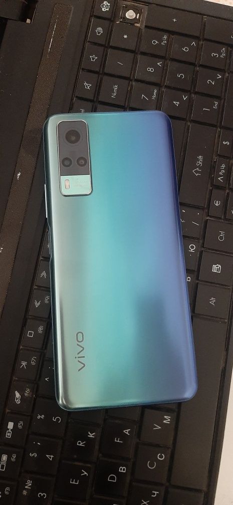 VIVO Y31  4 ga 64