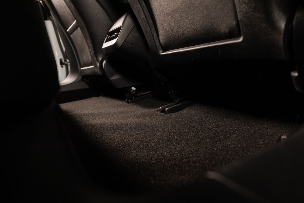 TESLA -  Covorașe auto. Preșuri auto fabricate în România !