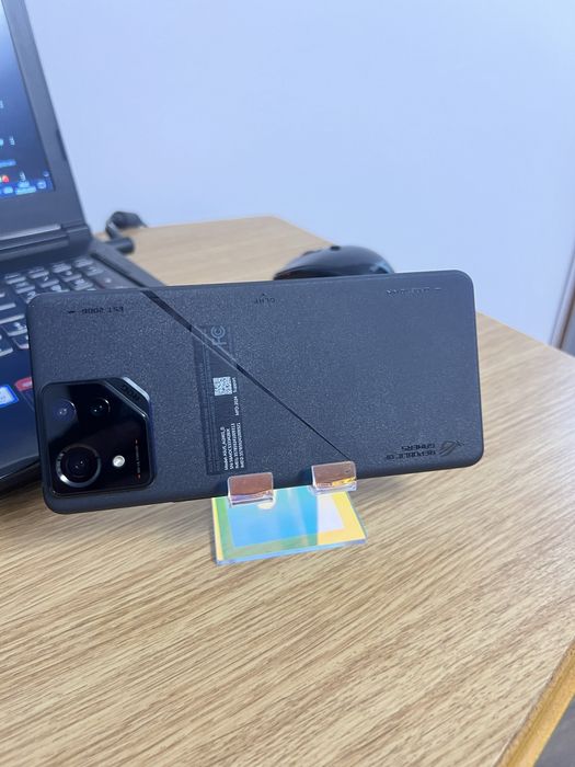 Asus ROG Phone 8 Pro -NOU- 512Gb / 16 Gb Ram - Dual sim