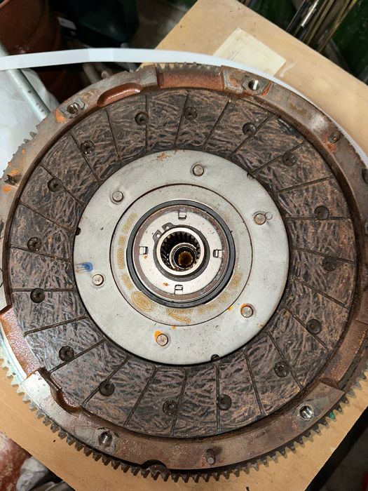 G4D3-7563-CC JAGUAR LAND ROVER маховик със съединител к-кт