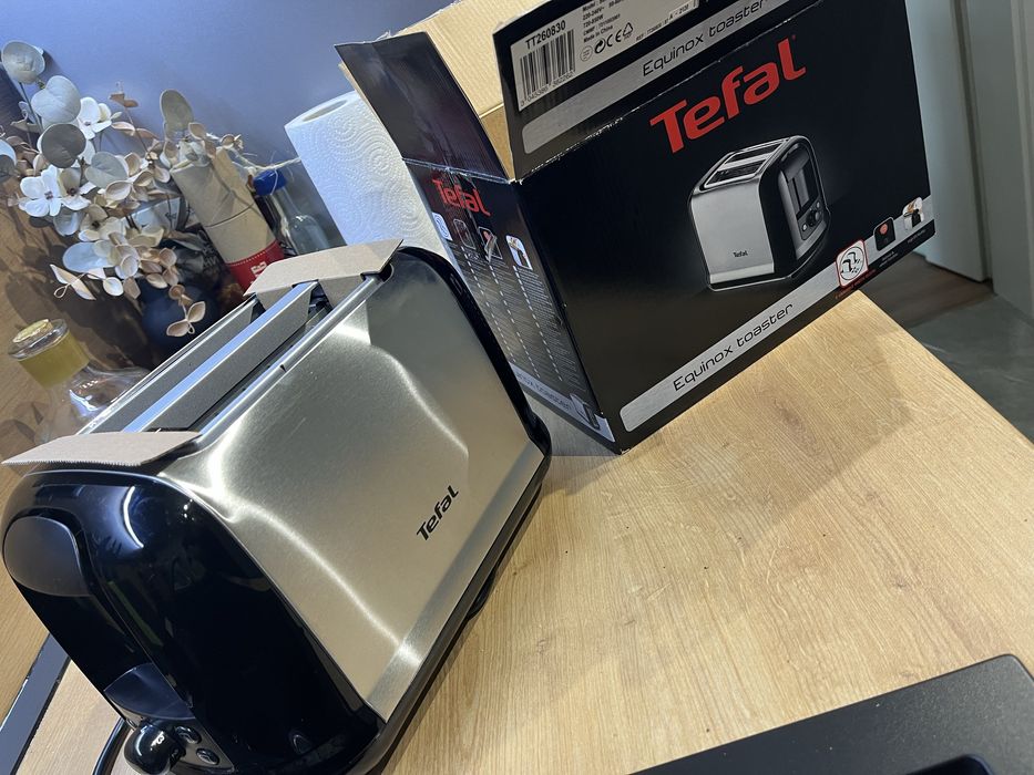 Тостер Tefal - Черен/Инокс