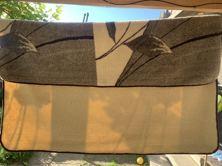 Vand patura din lana 100%