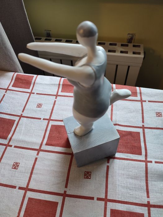 Статуэтка гипсовая