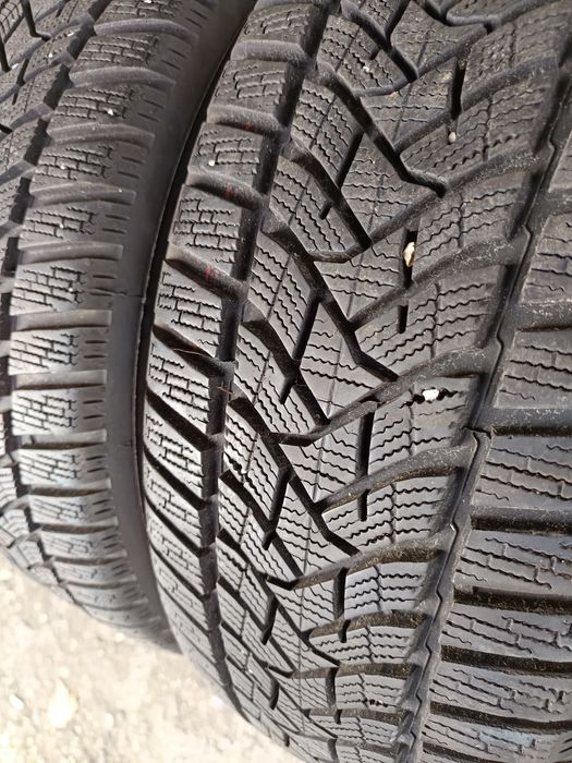 Зимни гуми 215/55/17-Dunlop Winter Sport5