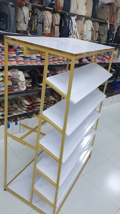 Dukonizga sifatli bulgan rastalar oyoqkiyim,kiyimlar va sumkalar uchun