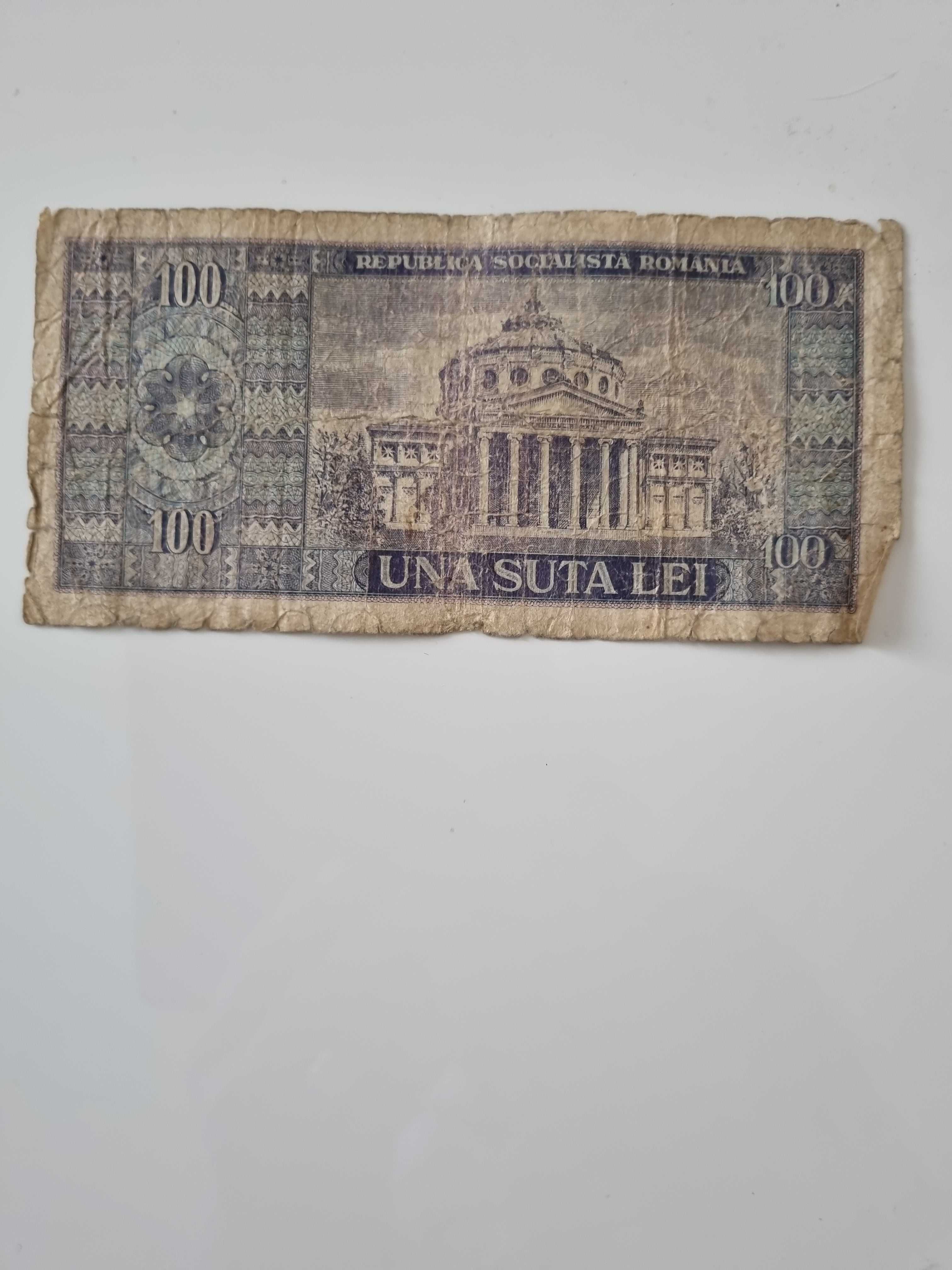 Vand bancnote vechi și monezi