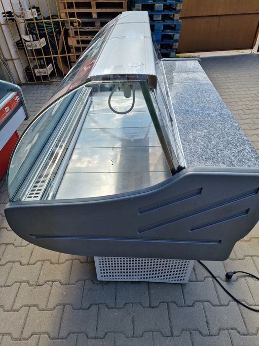 Vitrină frigorifica