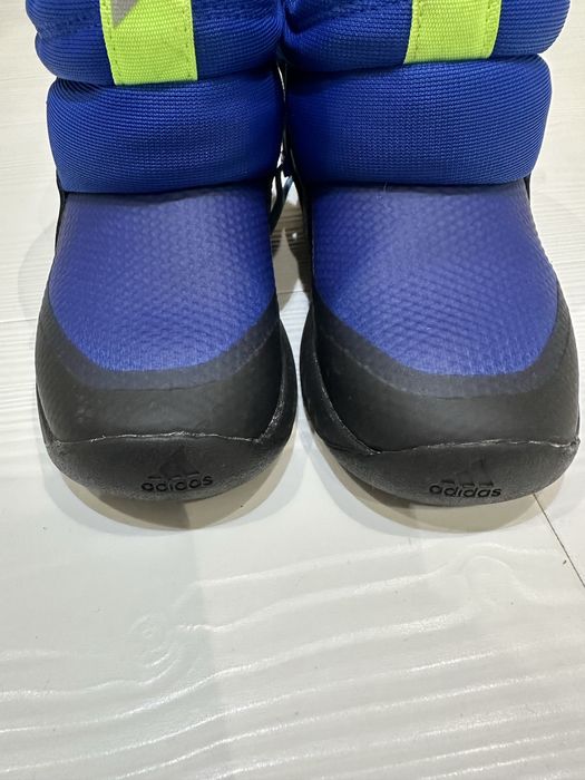 Adidas апрески(ботуши) размер 26