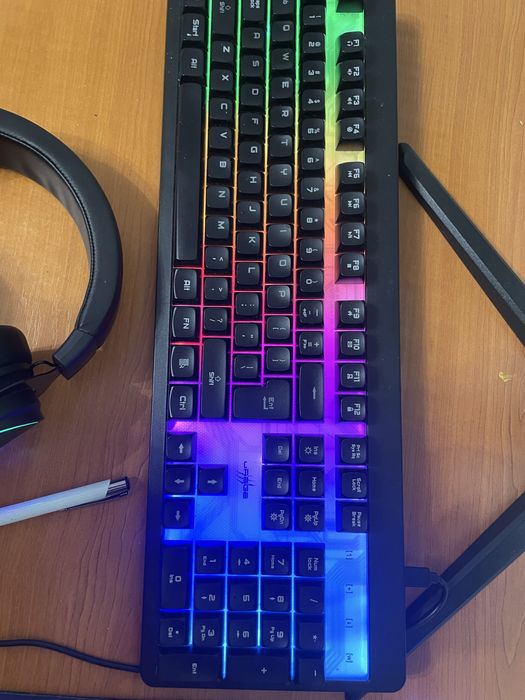 Calculator Gaming Mid-Range +Monitor si Periferice