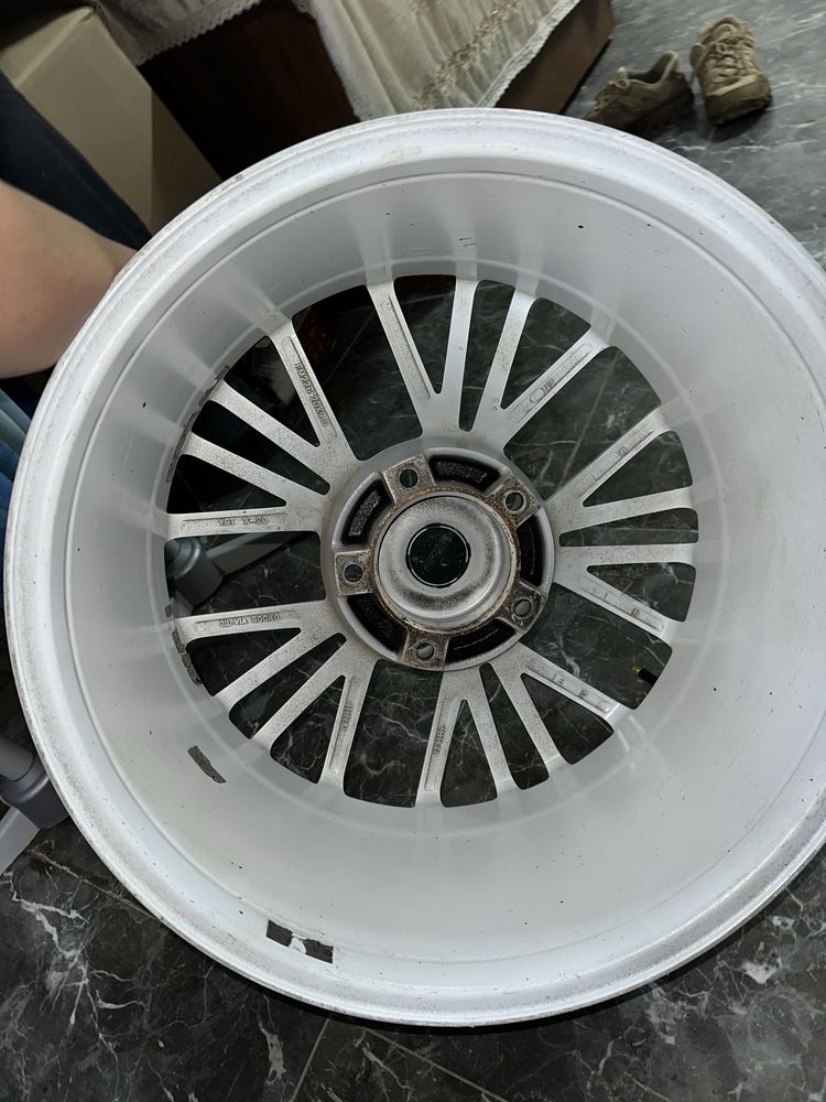 продам диски r18