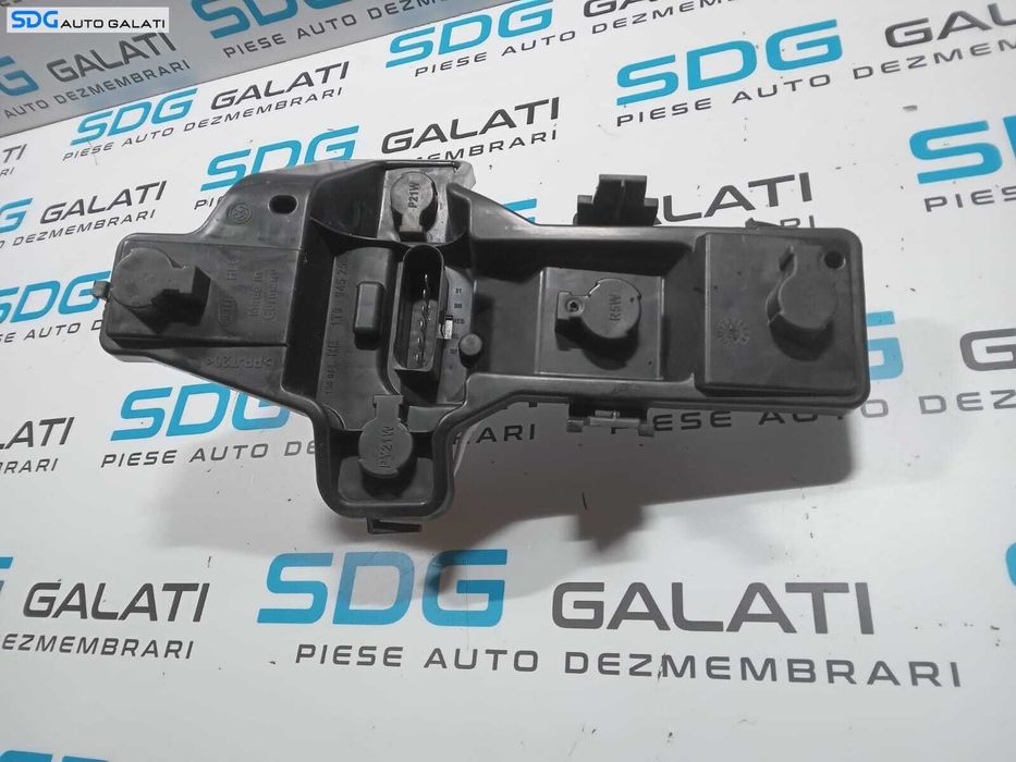 Soclu Suport Bec Becuri pentru Stop Lampa Tripla Dreapta Volkswagen Touran 2003 - 2010 Cod 1T0945258D 1T0 945 258 D [257M9]