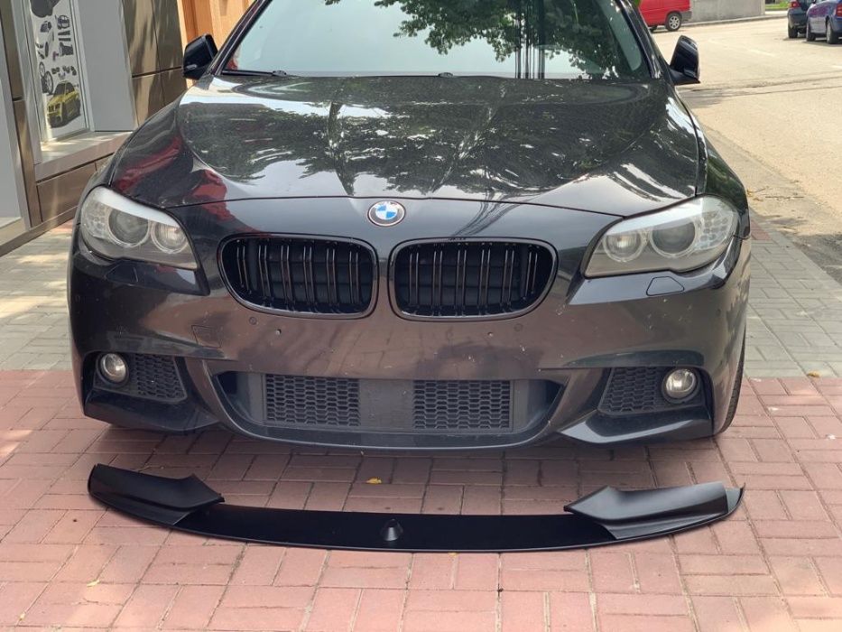 Lipp Bara Fata BMW Seria 5 F10 2010-2017 Pentru Bara fata Mtech