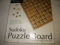 Joc Sudoku din lemn.