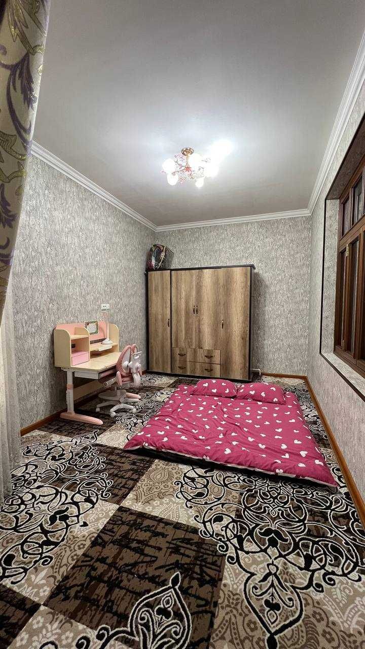 Hovli Nazarbek. Shahardan 3km