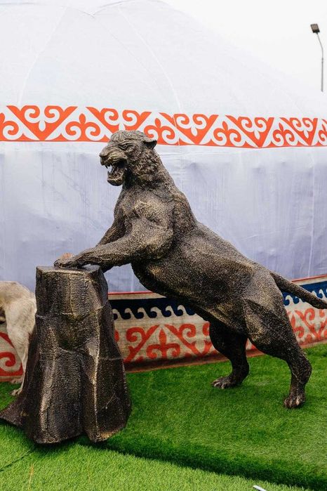 декоративная конструкция из металла