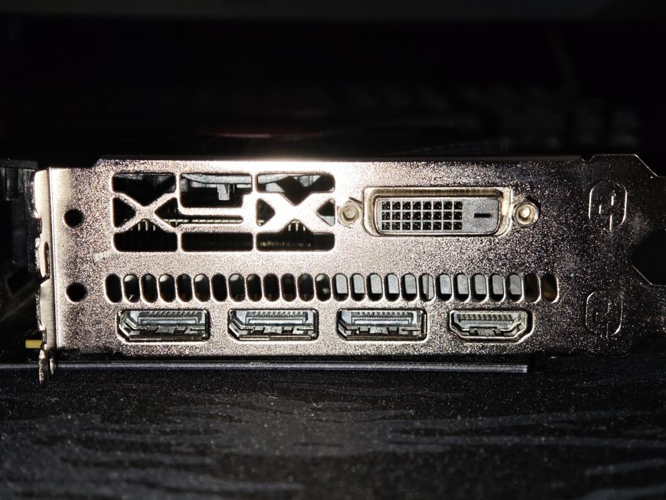 Placa video XFX Radeon RX 580 GTS XXX Edition 8GB GDDR5