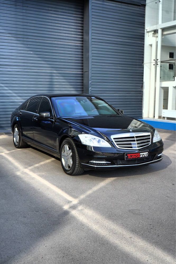 Mercedes Benz S600 W221 V12 Guard B7