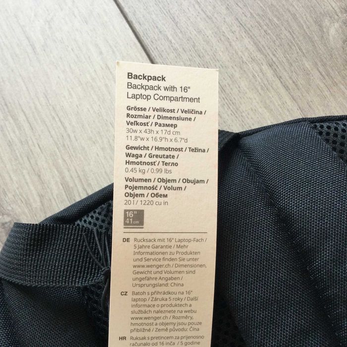 НОВА оригинална черна раница WENGER  отделение за 16-инчов лаптоп 20 л