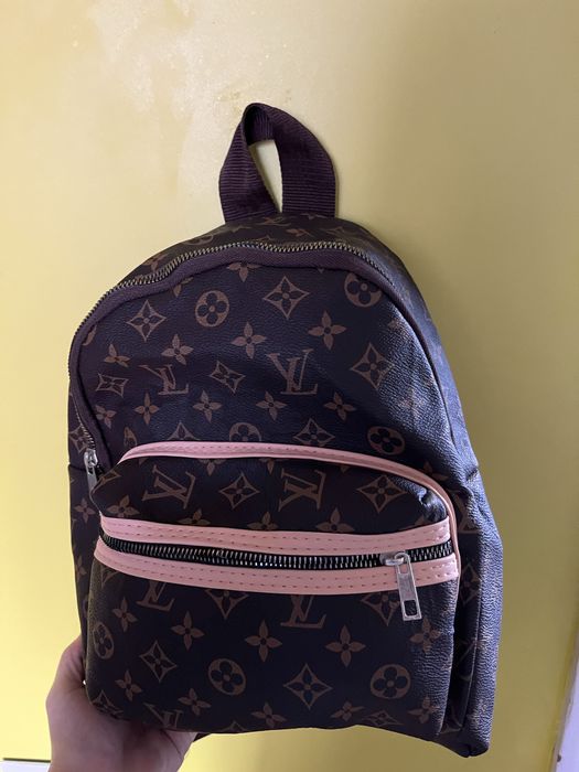Раницa Louis Vuitton