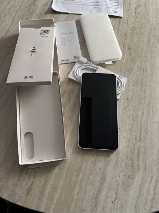 Нов Смартфон Galaxy A16 128GB