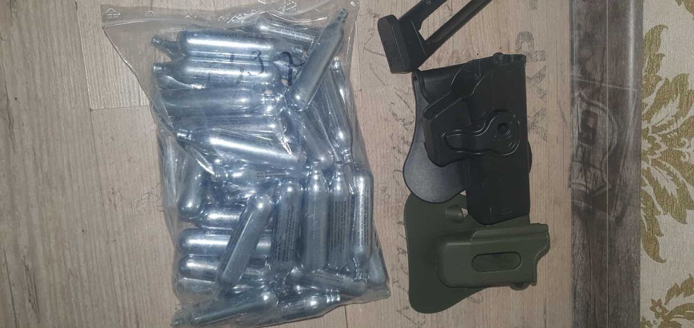 Pistol GLOCK17 NOU cu accesorii