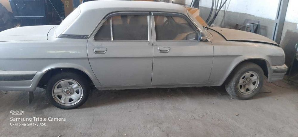 ГАЗ-31105, 2008 года выпуска. Автомобиль принадлежит организации.