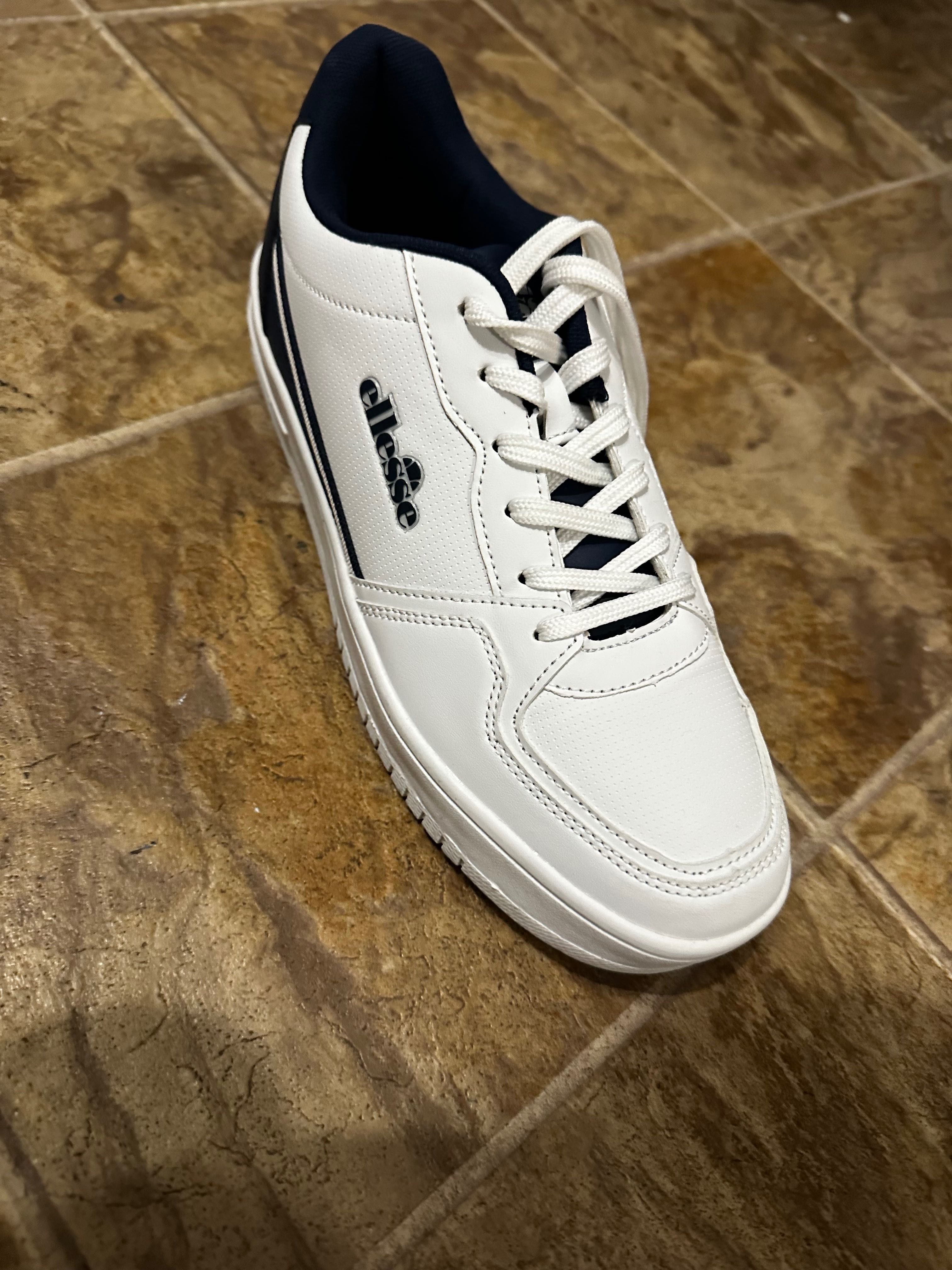 Мъжки обувки Ellese бял цвят.