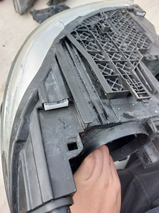 Десен фар SCODA OCTAVIA II 2018г.