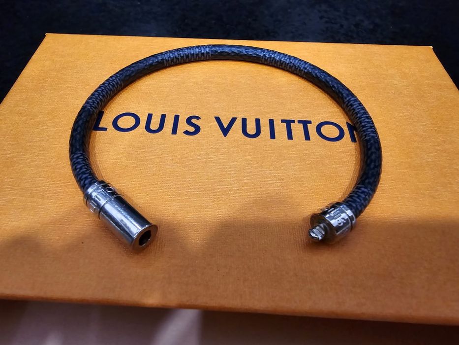 Продам браслет Louis Vuitton (оригинал)