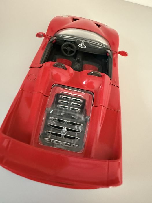 Метална колекционерска количка Ferrari F50 1/24