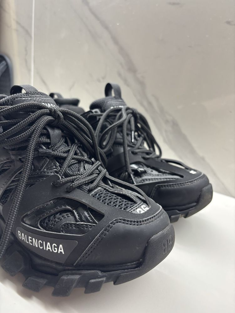 Обувки Balenciaga
