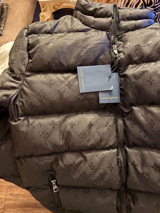 яке Louis Vuitton 199,90lv