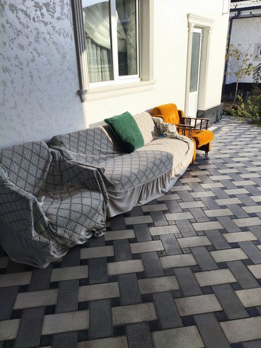 Диван с креслами