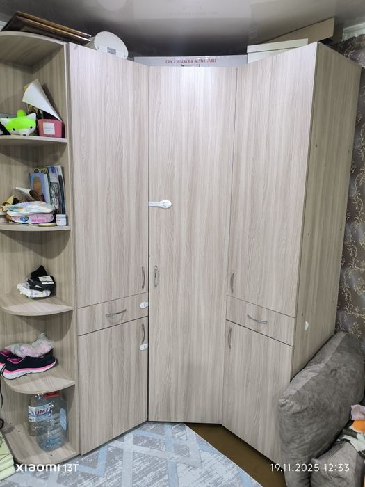 Продам шкаф за 100.000