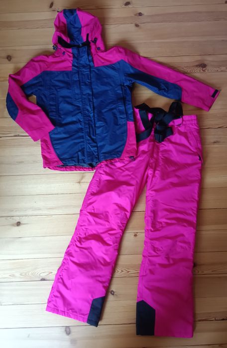 НОВ!!! Ски екип Roxy р-р 12-14/164см. яке, панталон и ръкавици и др.