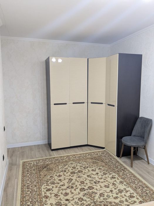 Продам спальный гарнитур