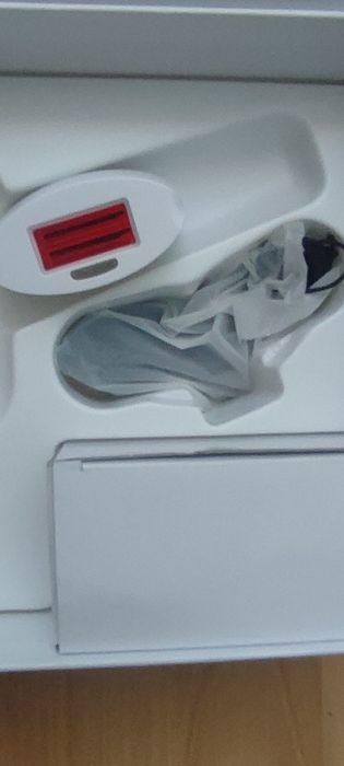 Vând epilator IPL EvoSmart