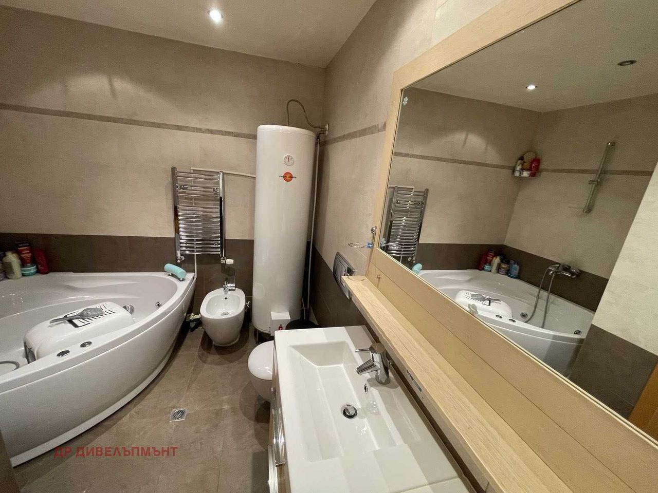 Продава се Двустаен апартамент в София, Манастирски ливади - 64 кв.м за 3430 €/кв.м - Снимка #6