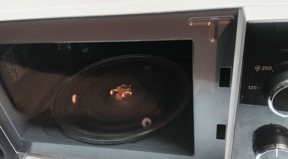 Микровълнова печка SAMSUNG