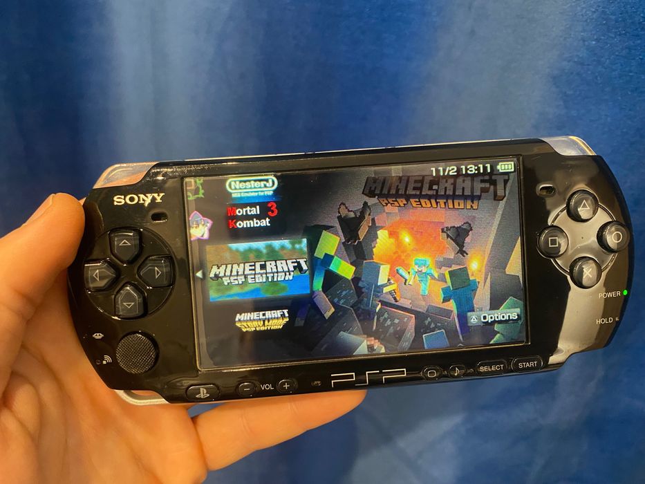 Sony PlayStation Portable 3000 modata