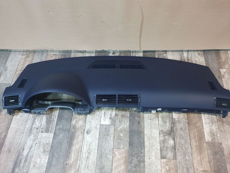 Plansa de bord albastra AUDI A4 II 8E2, B6 2000 - 2005 2.0 2.0 ALT 8E1858041